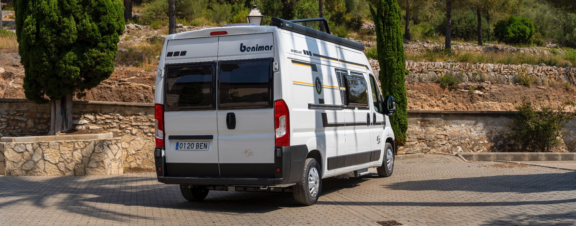 Exterior 5