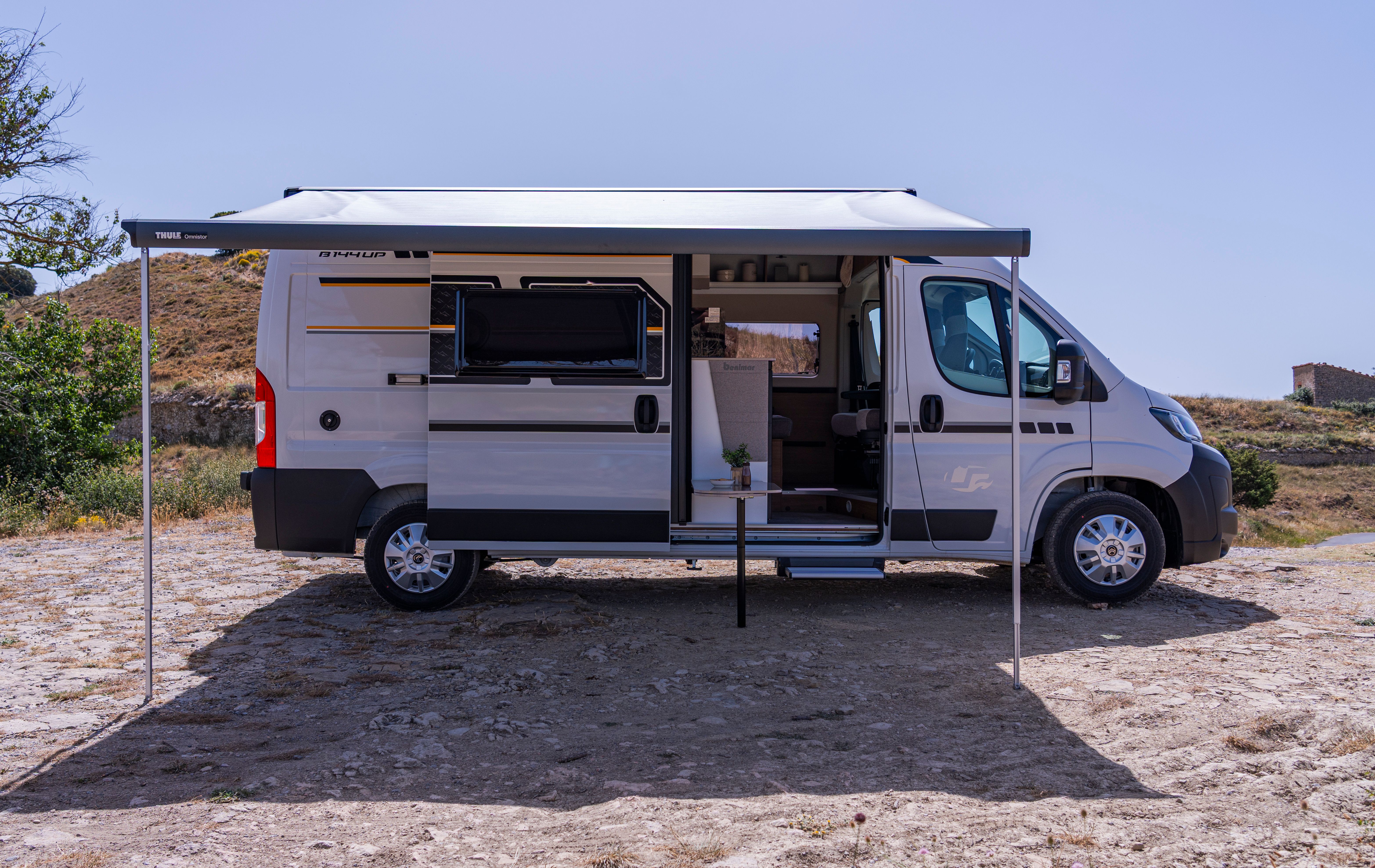 Exterior 10