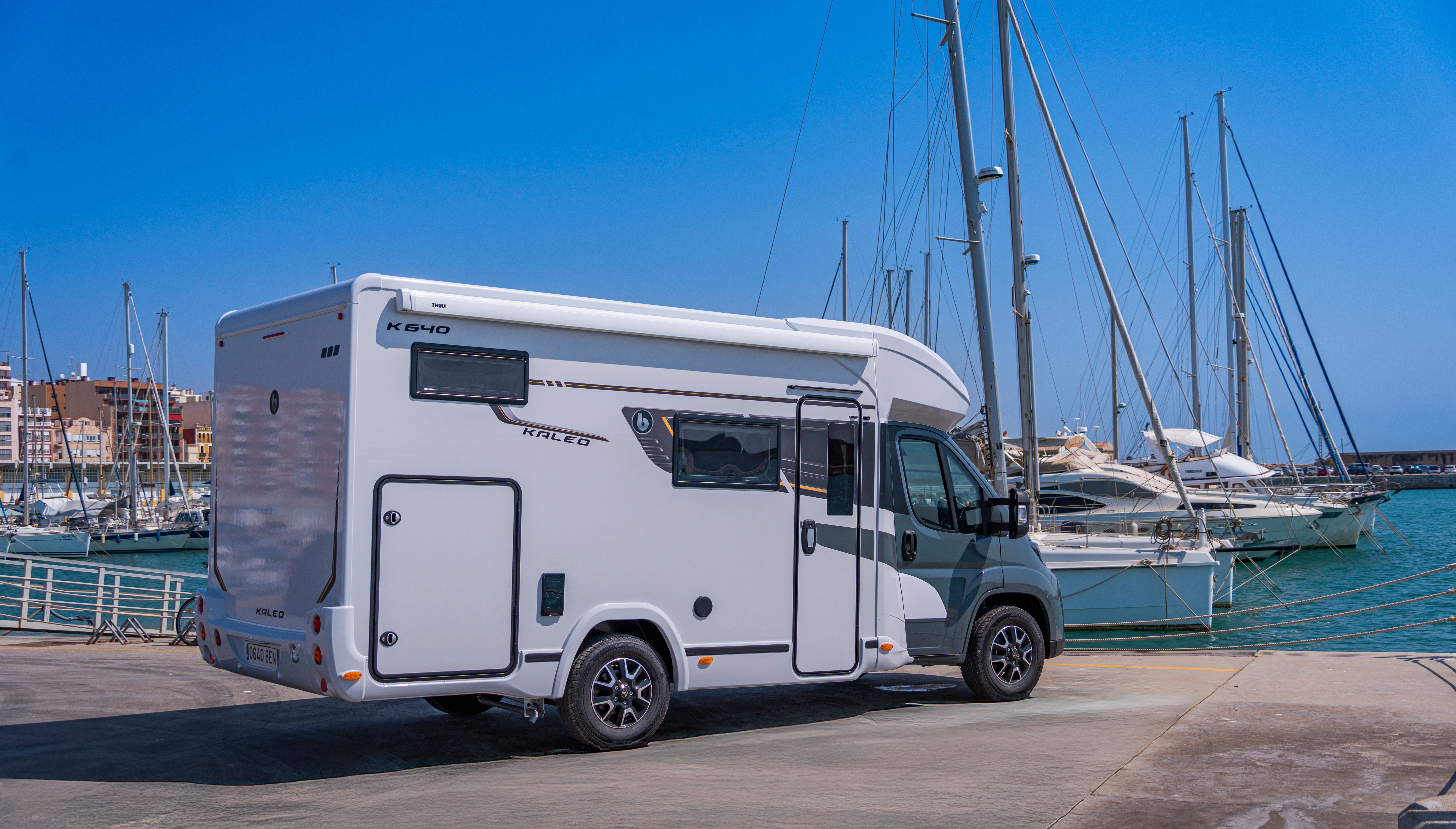 Exterior 12