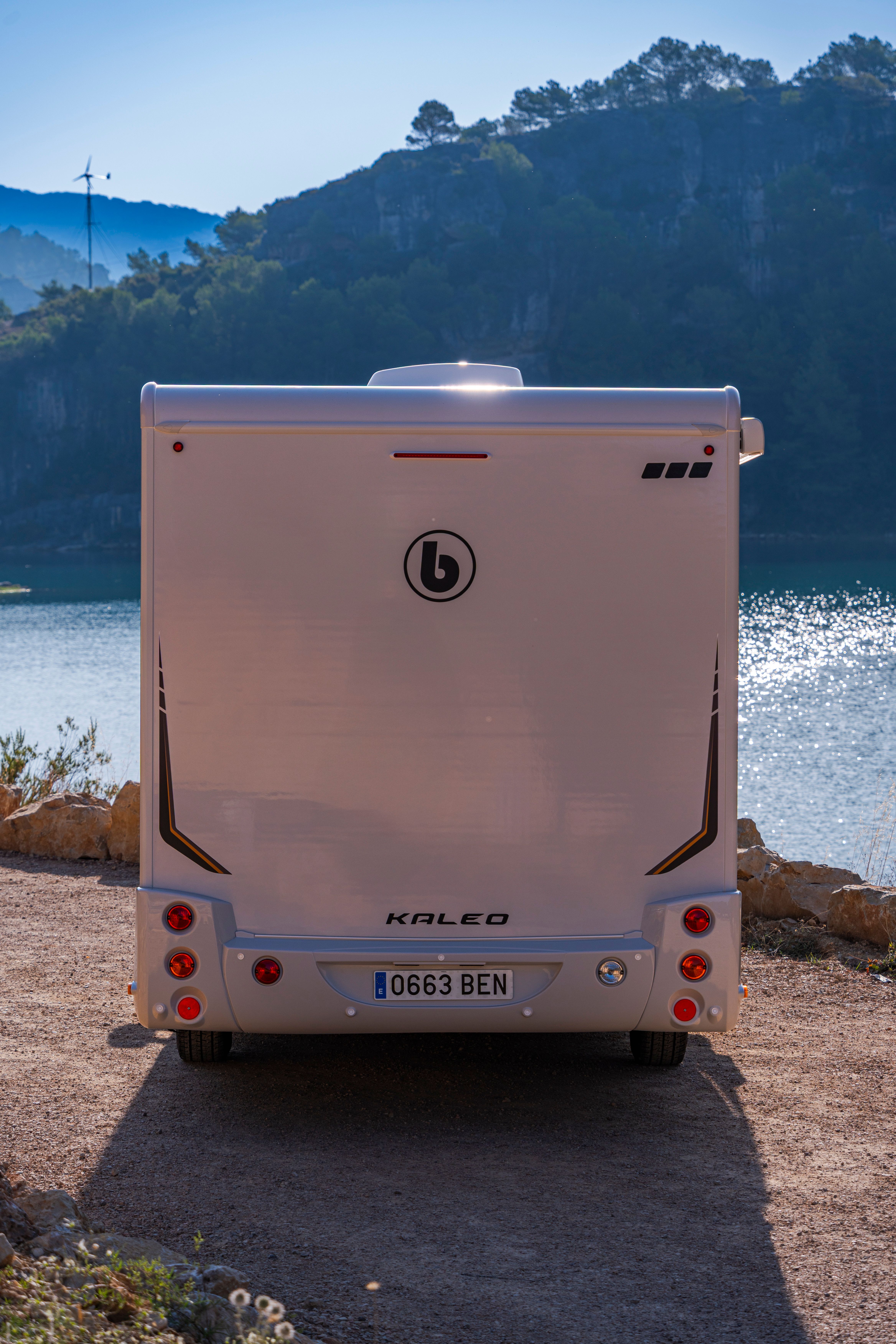 Exterior 8