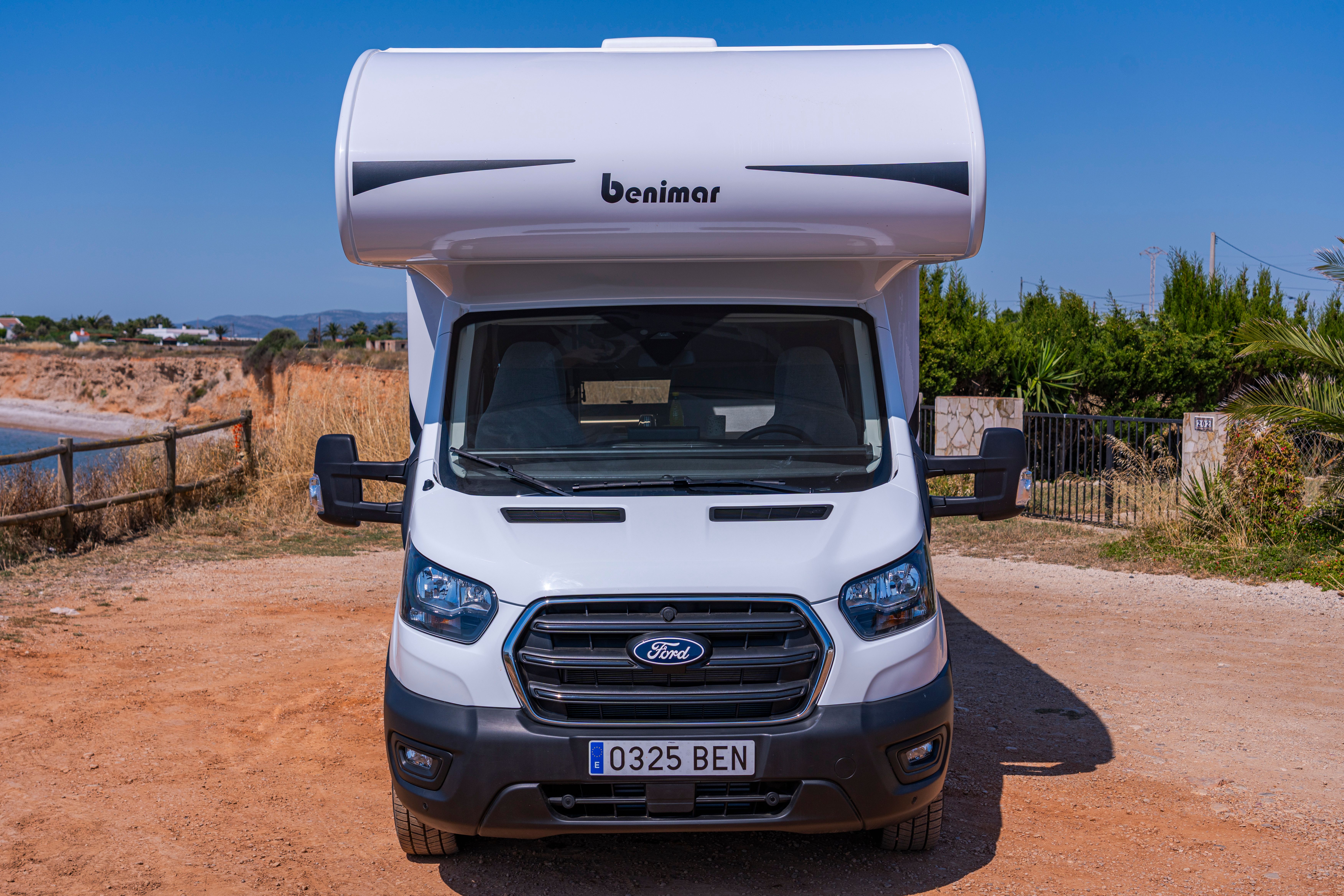 Exterior 6
