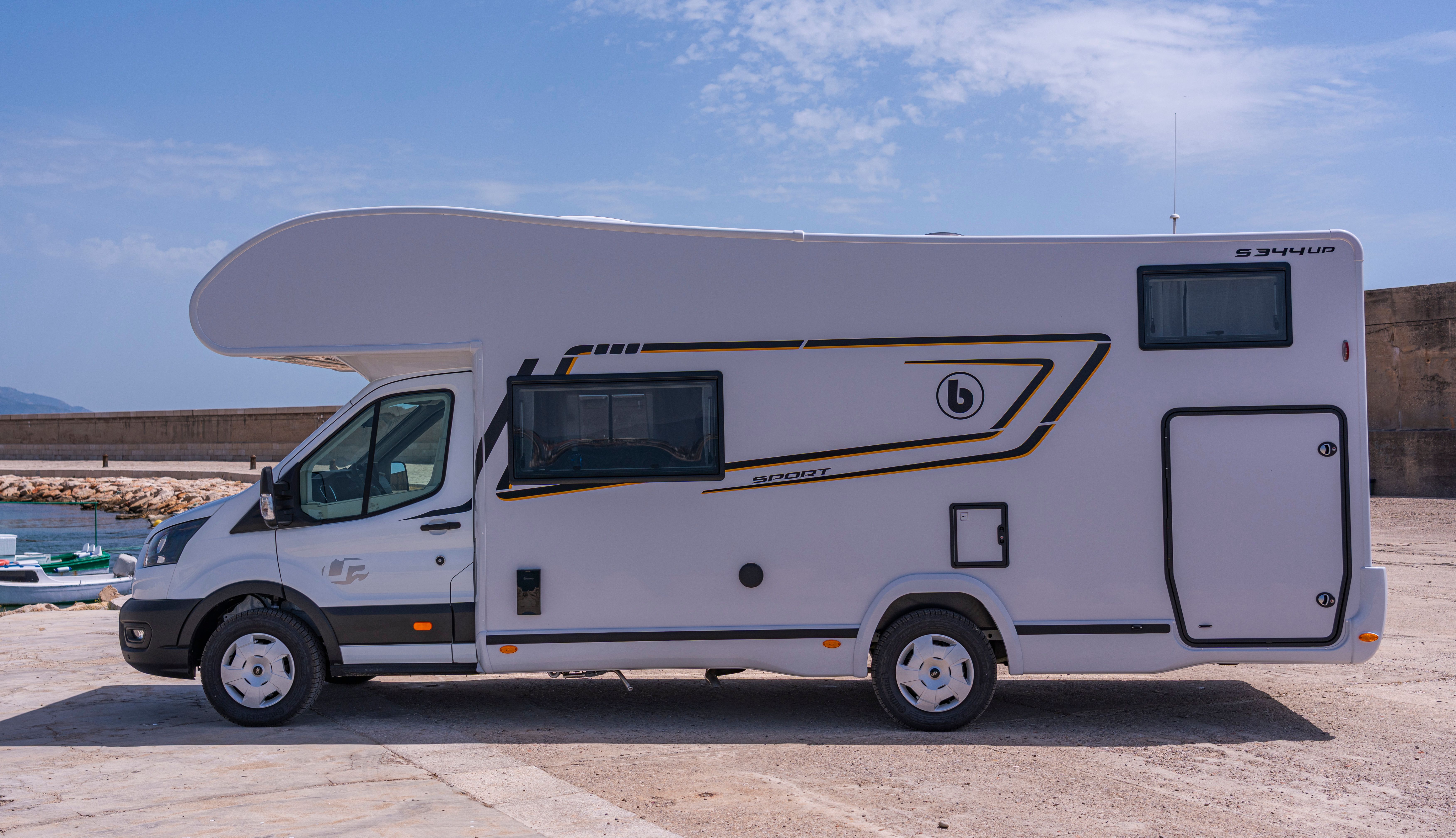 Exterior 5