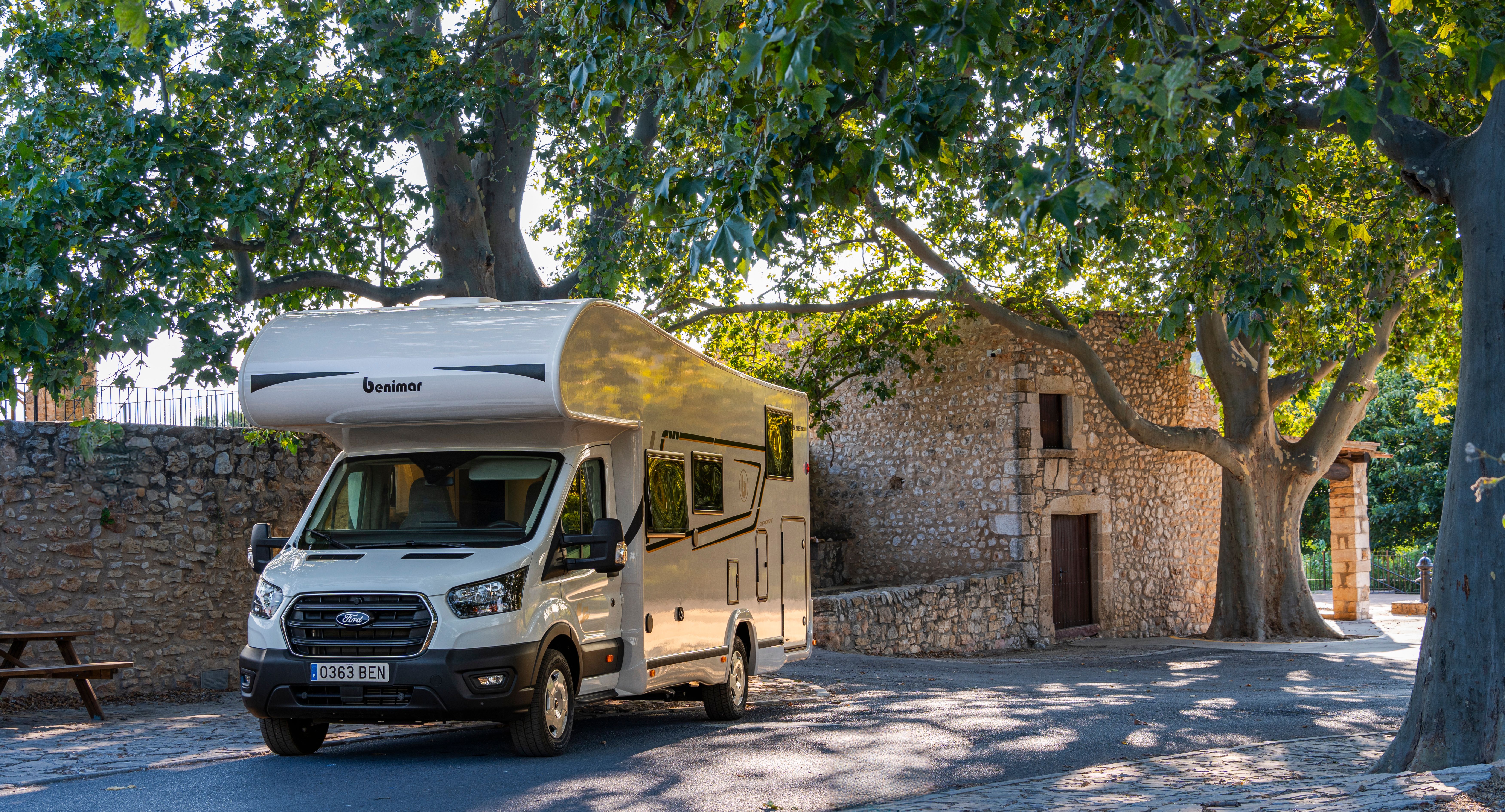 Exterior 12