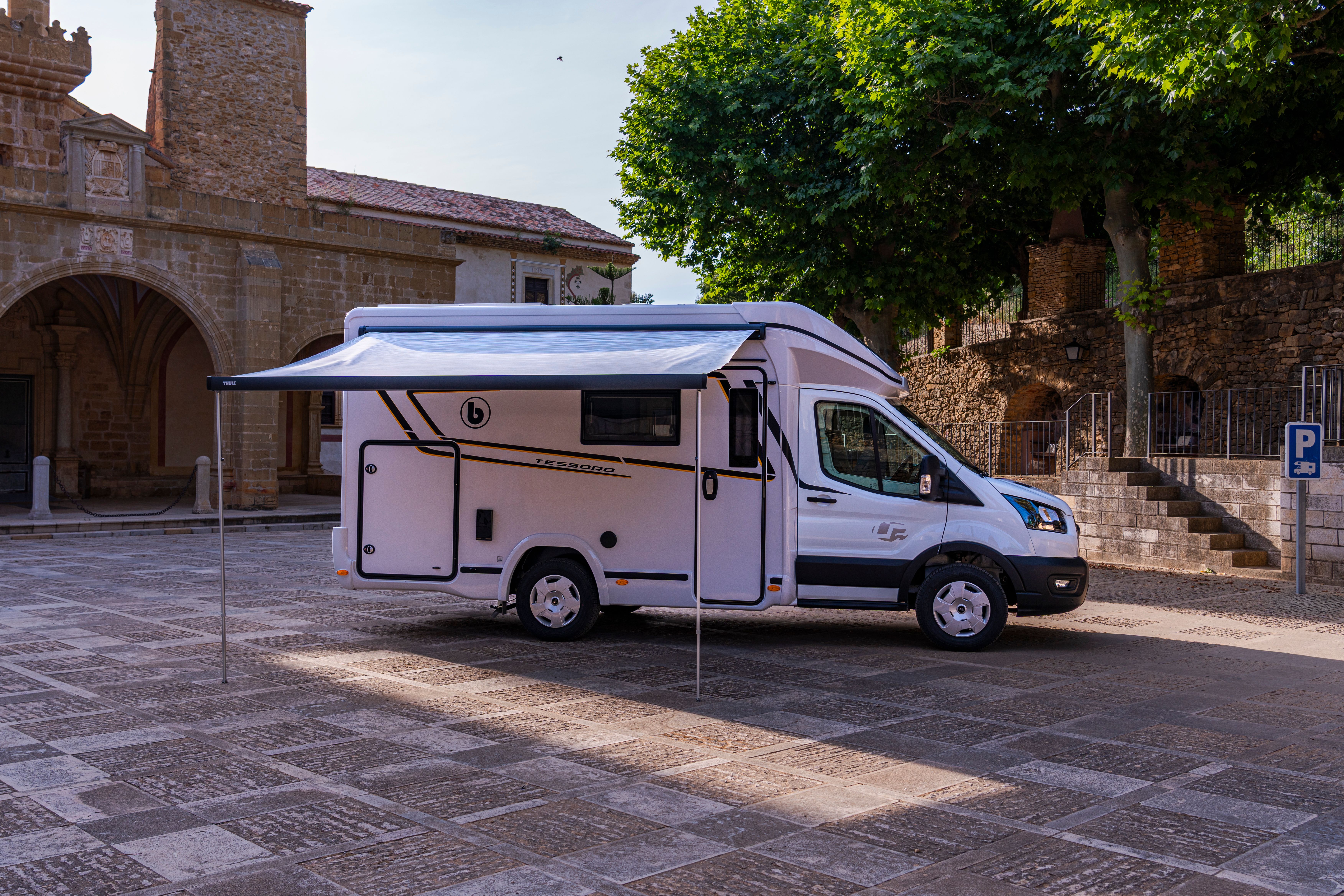 Exterior 11