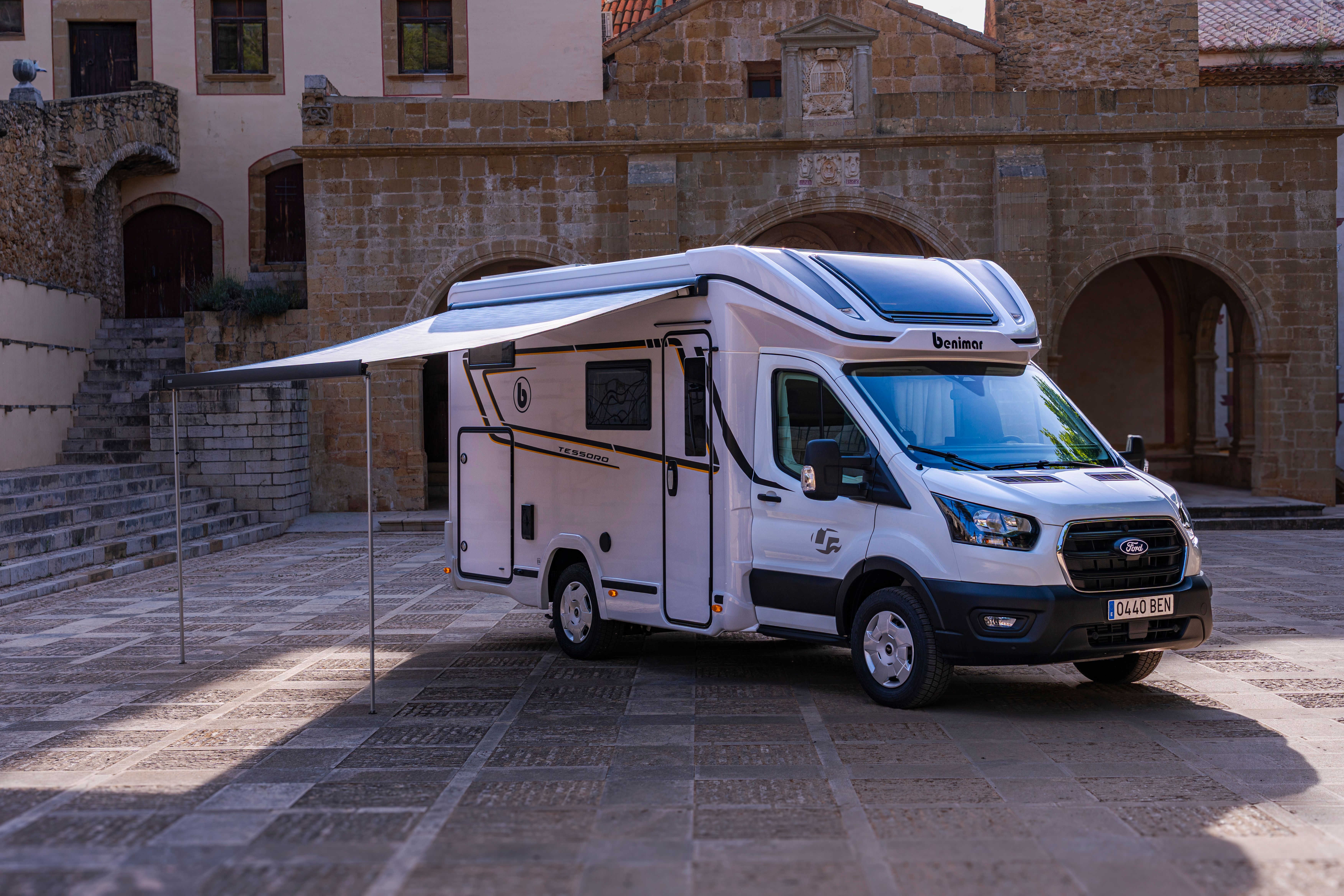 Exterior 13