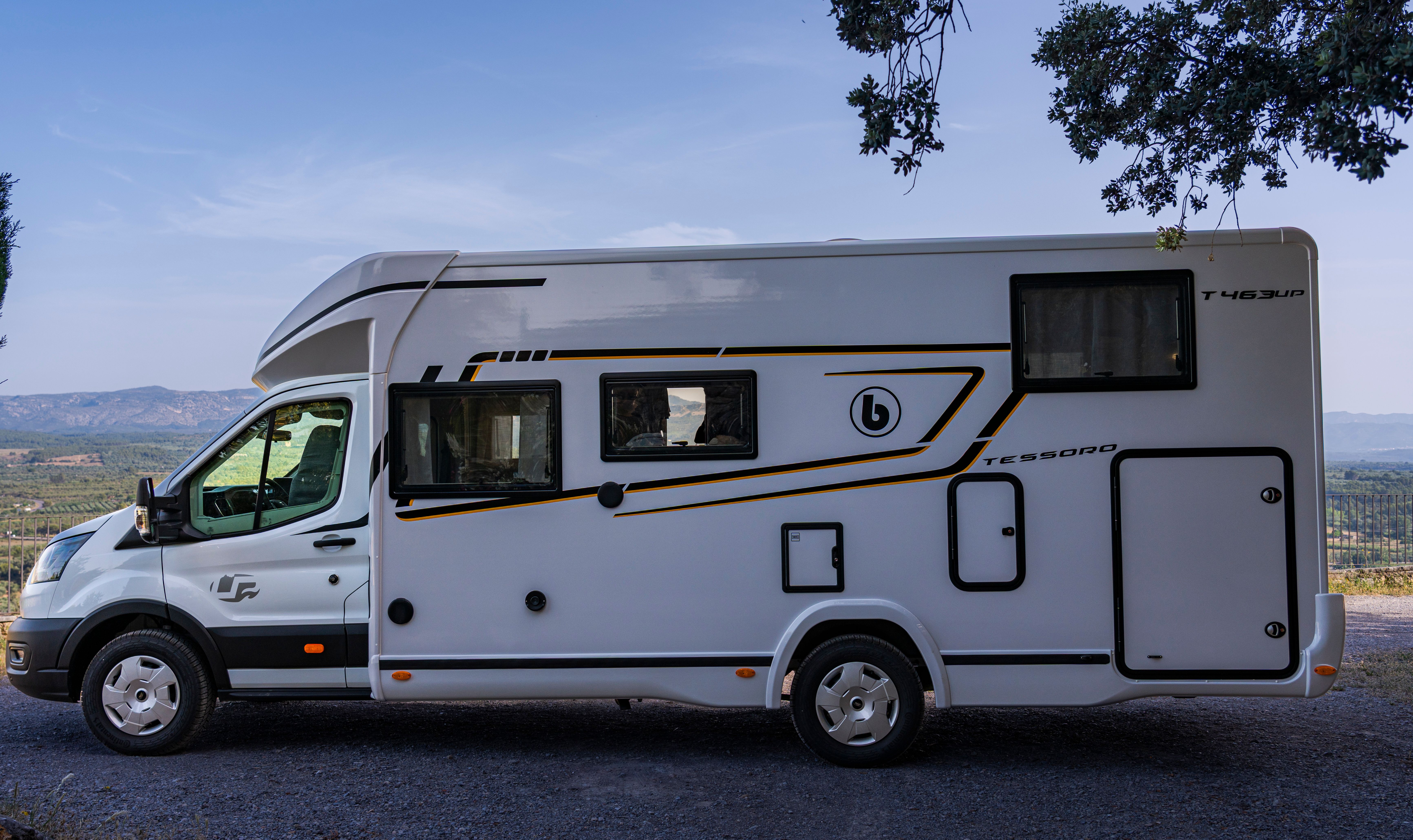 Exterior 14