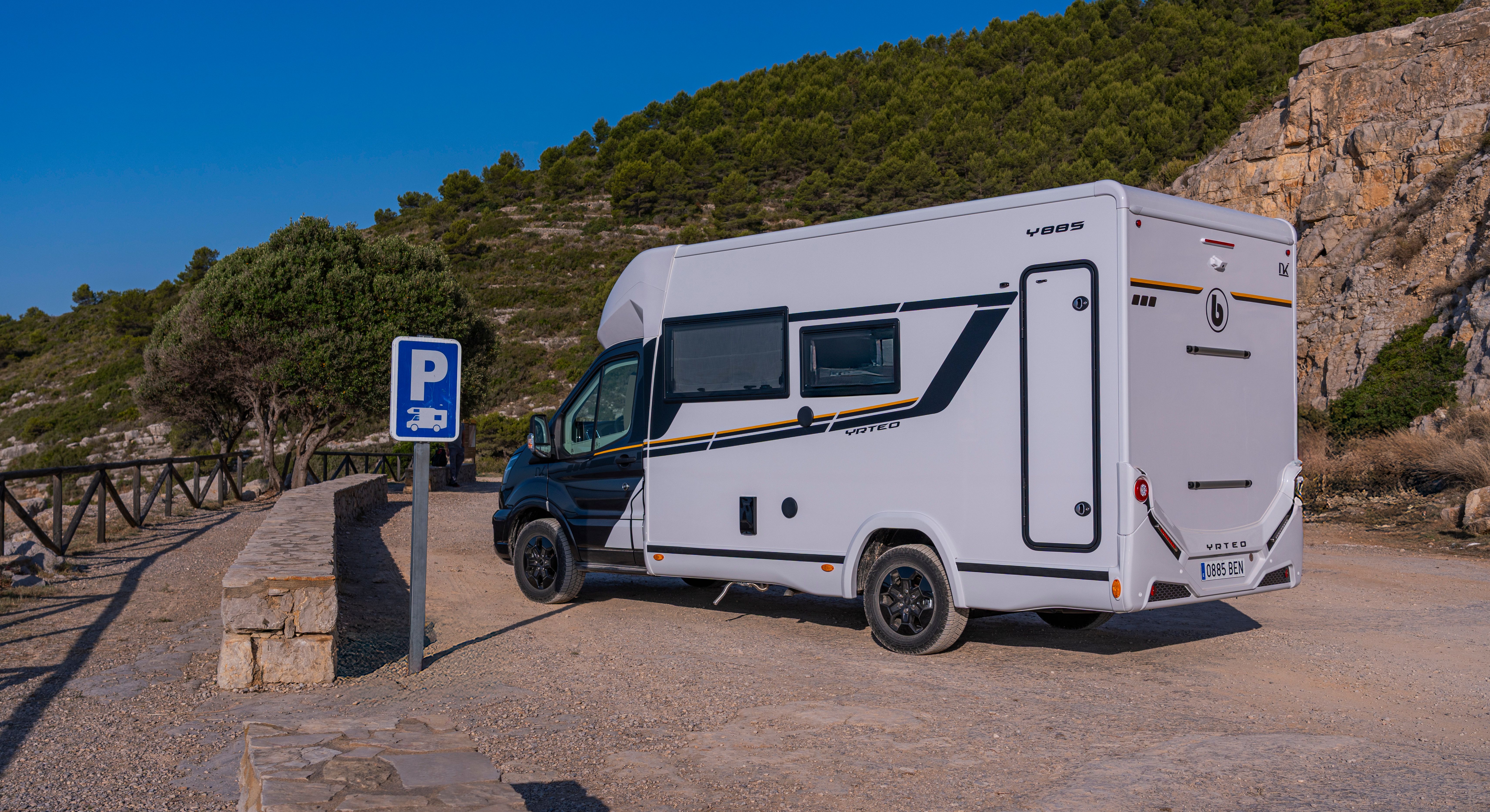 Exterior 9