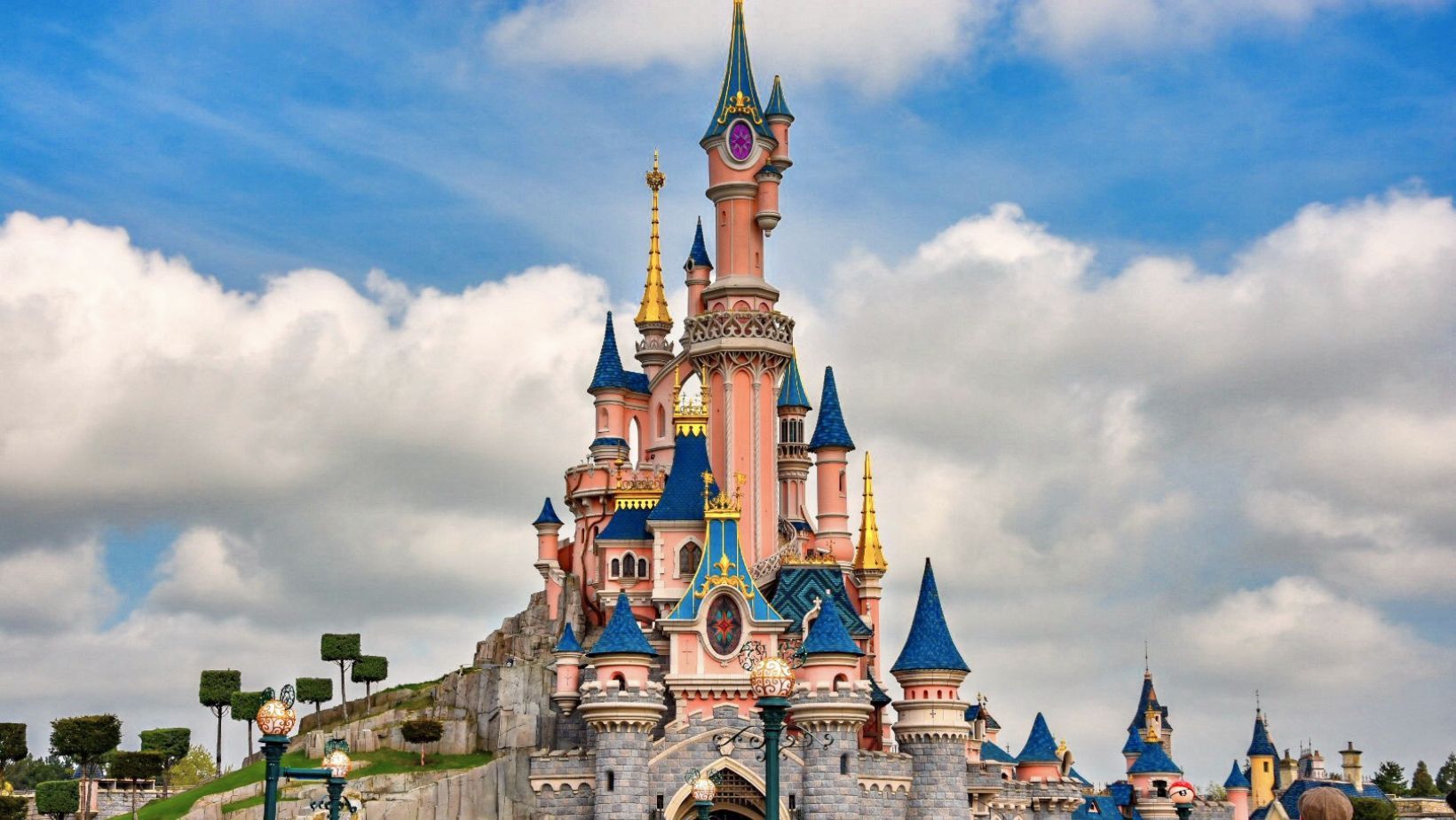 Descubre Eurodisney en autocaravana: Guía completa para tu viaje