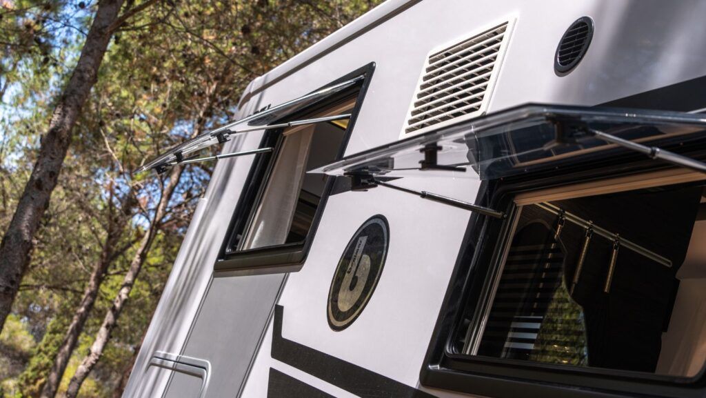 tiene aparcamiento de autocaravanas eurodisney
