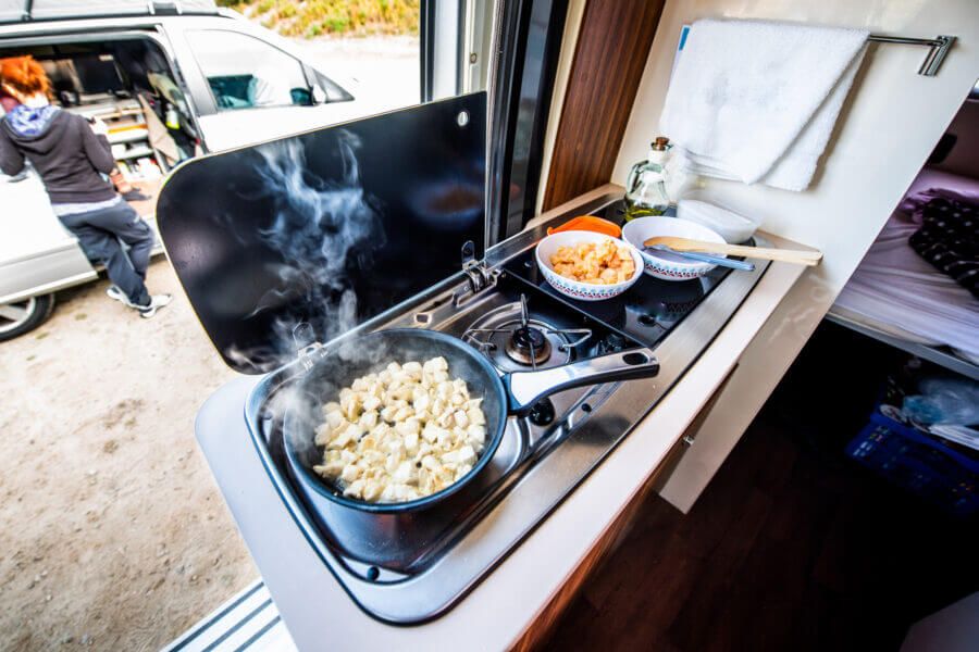Utensilios cocina autocaravana